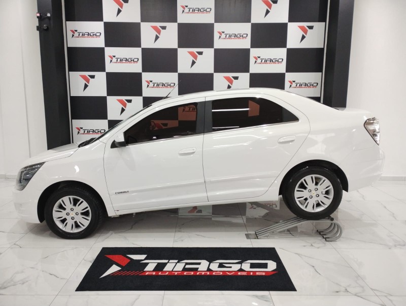 CHEVROLET COBALT LTZ 1.8 8V ECONO.FLEX 4P MEC. 2014/2014 TIAGO AUTOMÓVEIS VENÂNCIO AIRES / Carros no Vale