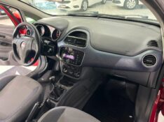 FIAT PUNTO 1.4 ATTRACTIVE 8V 2014/2014 TIAGO AUTOMÓVEIS VENÂNCIO AIRES / Carros no Vale