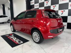 FIAT PUNTO 1.4 ATTRACTIVE 8V 2014/2014 TIAGO AUTOMÓVEIS VENÂNCIO AIRES / Carros no Vale