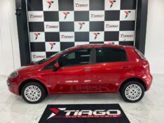 FIAT PUNTO 1.4 ATTRACTIVE 8V 2014/2014 TIAGO AUTOMÓVEIS VENÂNCIO AIRES / Carros no Vale