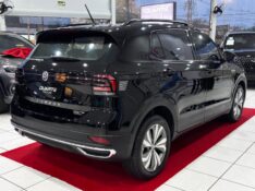 VOLKSWAGEN T-CROSS 1.0 200 TSI COMFORTLNE 2020 2019/2020 DUARTE VEÍCULOS PORTO ALEGRE / Carros no Vale