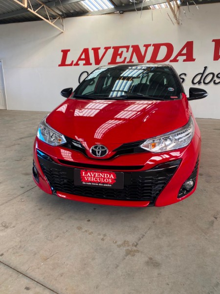 TOYOTA YARIS HB XLPLUSAT 2018/2019 LAVENDA VEÍCULOS ARROIO DO MEIO / Carros no Vale