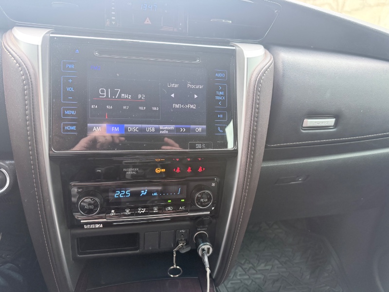 TOYOTA HILUX SW4 2.7 SRV 4X2 16V 7 LUGARES 2019/2019 ELY AUTOMÓVEIS LAJEADO / Carros no Vale TOYOTA HILUX SW4 2.7 SRV 4X2 16V 7 LUGARES 2019/2019 ELY AUTOMÓVEIS LAJEADO / Carros no Vale