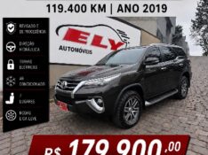TOYOTA HILUX SW4 2.7 SRV 4X2 16V 7 LUGARES 2019/2019 ELY AUTOMÓVEIS LAJEADO / Carros no Vale