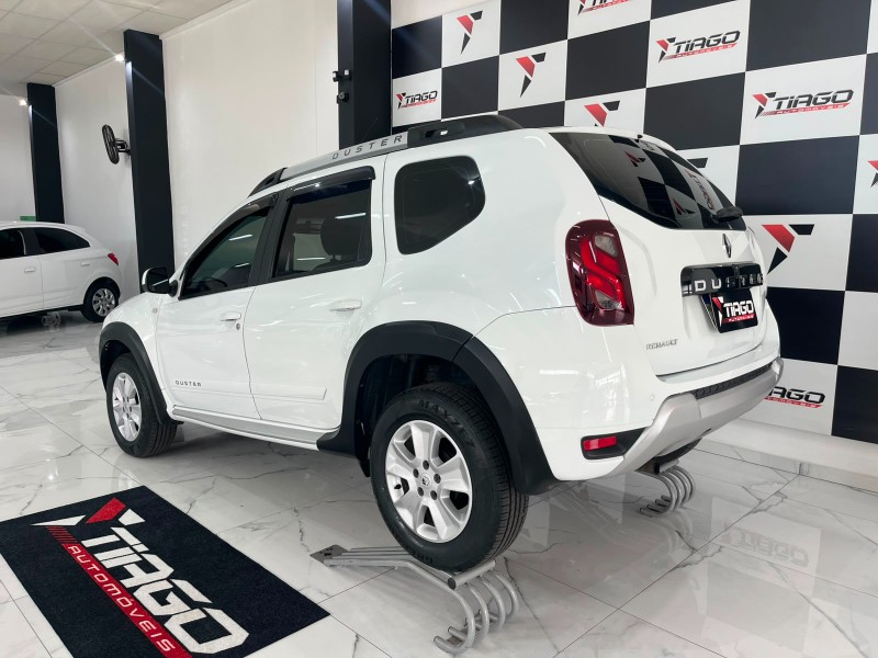 RENAULT DUSTER 1.6 16V DYNAMIQUE 2016/2016 TIAGO AUTOMÓVEIS VENÂNCIO AIRES / Carros no Vale