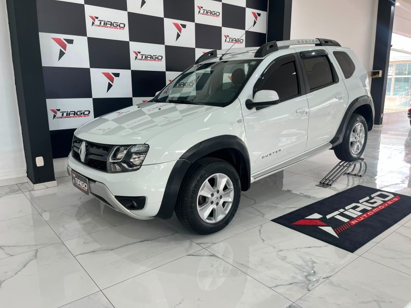RENAULT DUSTER 1.6 16V DYNAMIQUE 2016/2016 TIAGO AUTOMÓVEIS VENÂNCIO AIRES / Carros no Vale
