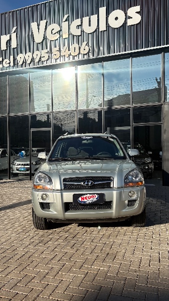 HYUNDAI TUCSON 1.6 16V T-GDI GASOLINA GLS 2013/2013 NEURI VEÍCULOS LAJEADO / Carros no Vale HYUNDAI TUCSON 1.6 16V T-GDI GASOLINA GLS 2013/2013 NEURI VEÍCULOS LAJEADO / Carros no Vale