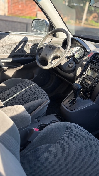 HYUNDAI TUCSON 1.6 16V T-GDI GASOLINA GLS 2013/2013 NEURI VEÍCULOS LAJEADO / Carros no Vale HYUNDAI TUCSON 1.6 16V T-GDI GASOLINA GLS 2013/2013 NEURI VEÍCULOS LAJEADO / Carros no Vale
