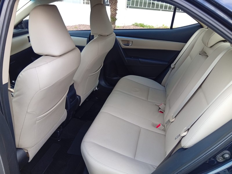 TOYOTA COROLLA ALTISFLEX 2015/2016 ALTERNATIVA VEÍCULOS LAJEADO / Carros no Vale