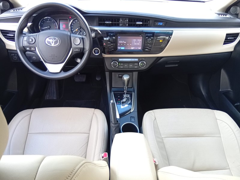 TOYOTA COROLLA ALTISFLEX 2015/2016 ALTERNATIVA VEÍCULOS LAJEADO / Carros no Vale