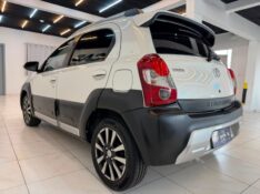 TOYOTA ETIOS CROSS 1.5 16V FLEX 4P AUTOMÁTICO 2018/2018 LUCAS AUTOMÓVEIS BOM RETIRO DO SUL / Carros no Vale