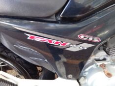 HONDA CG150 FAN ESDI 2014/2015 ALTERNATIVA VEÍCULOS LAJEADO / Carros no Vale
