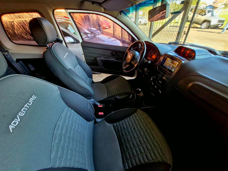 FIAT STRADA ADVENTURE 1.8/ 1.8 LOCKER FLEX CD 2016/2016 CRUZEIRO MULTIMARCAS CRUZEIRO DO SUL / Carros no Vale