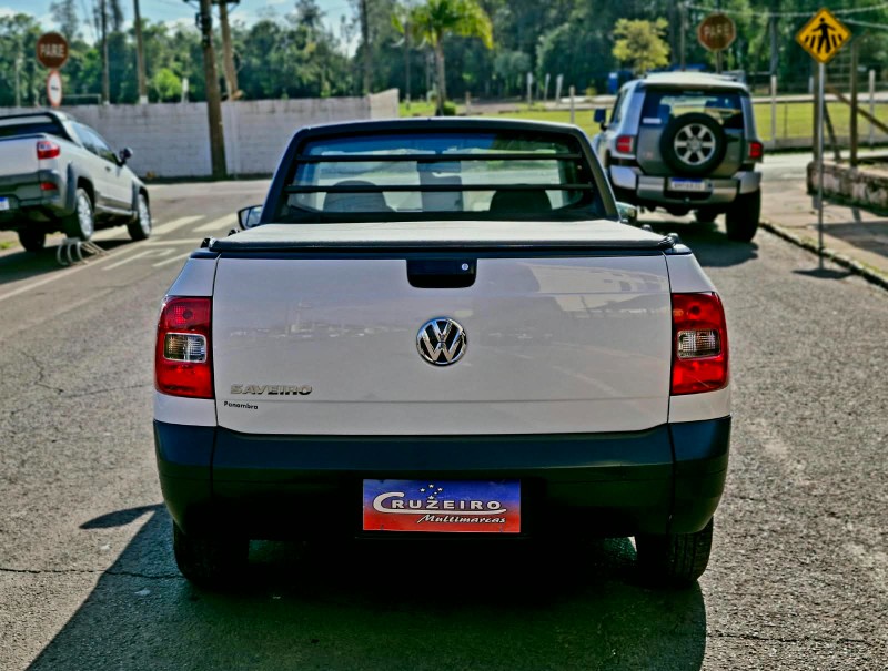 VOLKSWAGEN SAVEIRO 1.6 2014/2014 CRUZEIRO MULTIMARCAS CRUZEIRO DO SUL / Carros no Vale