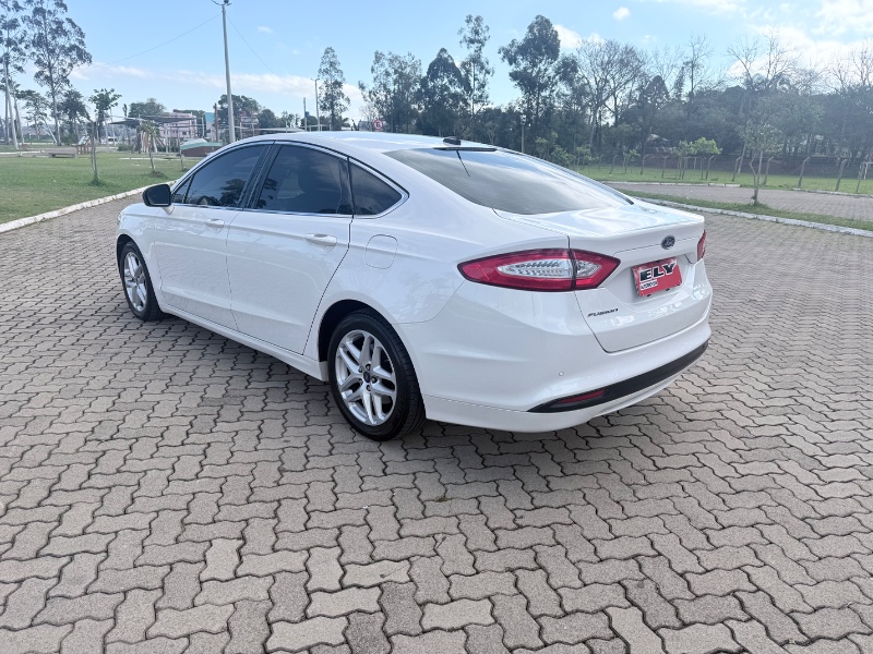 FORD FUSION 2.5 16V 175CV AUT 2016/2016 ELY AUTOMÓVEIS LAJEADO / Carros no Vale
