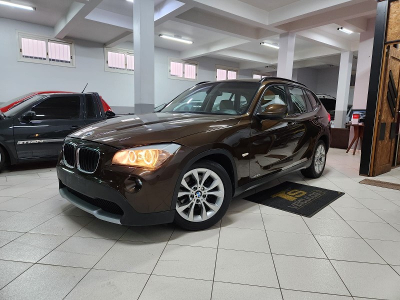 BMW X1 SDRIVE 18I 2.0 16V 4X2 AUT. 2011/2011 TS VEÍCULOS ANTA GORDA / Carros no Vale