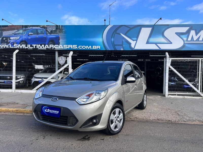 FORD FIESTA SEDAN 1.6 8V FLEX 2011/2011 LS MULTIMARCAS VENÂNCIO AIRES / Carros no Vale