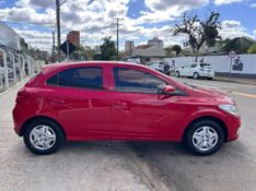 CHEVROLET ONIX HATCH LT 1.0 8V FLEXPOWER 5P MEC. 2013/2013 LS MULTIMARCAS VENÂNCIO AIRES / Carros no Vale