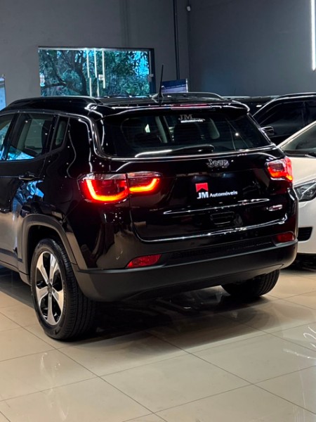 JEEP COMPASS 2.0 16V LONGITUDE 2016/2017 JM AUTOMÓVEIS VENÂNCIO AIRES / Carros no Vale