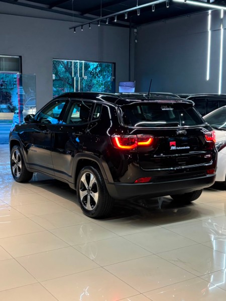 JEEP COMPASS 2.0 16V LONGITUDE 2016/2017 JM AUTOMÓVEIS VENÂNCIO AIRES / Carros no Vale