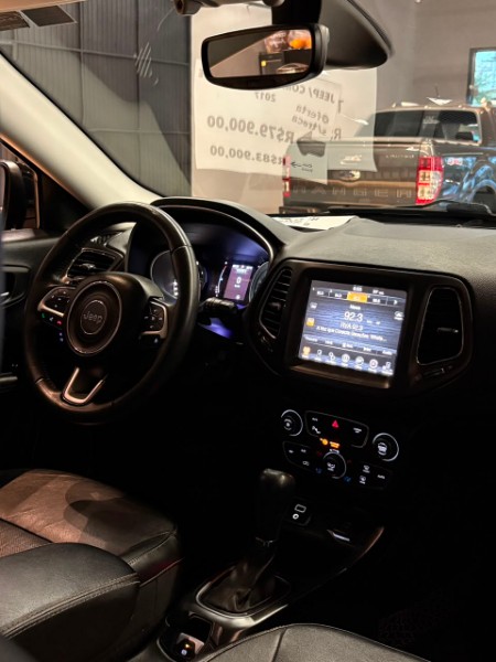 JEEP COMPASS 2.0 16V LONGITUDE 2016/2017 JM AUTOMÓVEIS VENÂNCIO AIRES / Carros no Vale