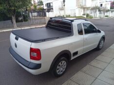 VOLKSWAGEN SAVEIRO 1.6 CE 2014/2015 ALTERNATIVA VEÍCULOS LAJEADO / Carros no Vale