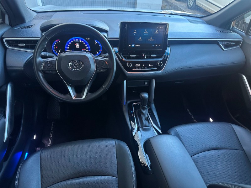 TOYOTA COROLLA CROSS XRE 2.0 16V FLEX AUT. 2023/2024 SÉTIMA VEÍCULOS GUAPORÉ / Carros no Vale