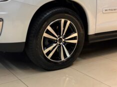 MITSUBISHI ASX 2.0 16V 4X4 2013/2013 JM AUTOMÓVEIS VENÂNCIO AIRES / Carros no Vale