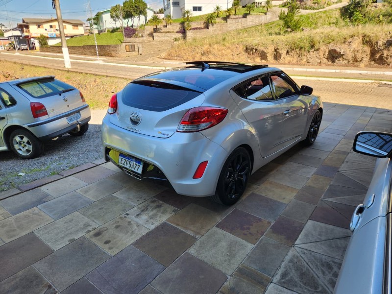HYUNDAI VELOSTER 1.6 TOP + TETO 2011/2012 TS VEÍCULOS ANTA GORDA / Carros no Vale HYUNDAI VELOSTER 1.6 TOP + TETO 2011/2012 TS VEÍCULOS ANTA GORDA / Carros no Vale