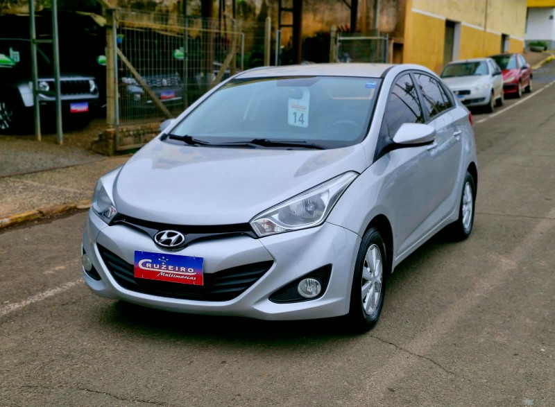 HYUNDAI HB20S 1.6 2013/2014 CRUZEIRO MULTIMARCAS CRUZEIRO DO SUL / Carros no Vale