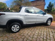 FIAT TORO 1.8 16V EVO FLEX FREEDOM 4X2 2016/2017 FERNANDO AUTOMÓVEIS | REVENDA DE CARROS ARROIO DO MEIO ARROIO DO MEIO / Carros no Vale