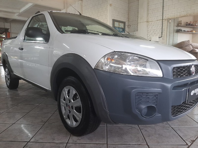 FIAT STRADA WORKING HARD 1.4 FIRE FLEX 8V CS /2020 RENAUTO VEÍCULOS LAJEADO / Carros no Vale