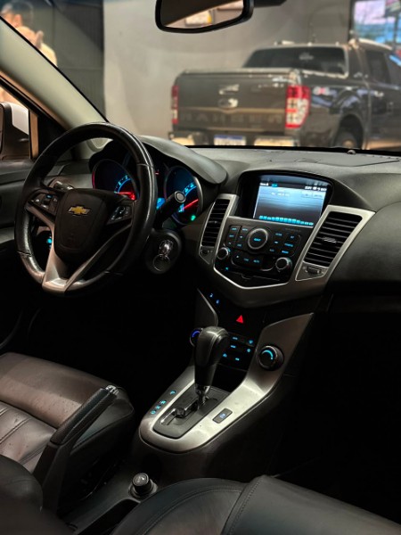 CHEVROLET CRUZE LT 1.8 16V FLEXPOWER 4P AUT. 2012/2012 JM AUTOMÓVEIS VENÂNCIO AIRES / Carros no Vale