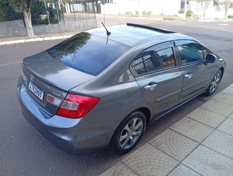 HONDA CIVIC EXS 1.8 2012/2013 ALTERNATIVA VEÍCULOS LAJEADO / Carros no Vale