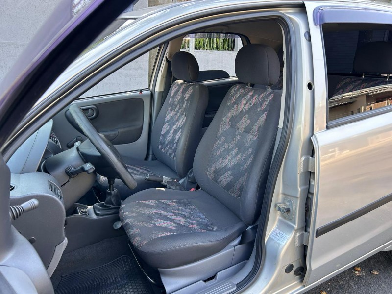 CHEVROLET CORSA MAXX 1.8 MPFI 8V FLEXPOWER 2005/2005 LS MULTIMARCAS VENÂNCIO AIRES / Carros no Vale