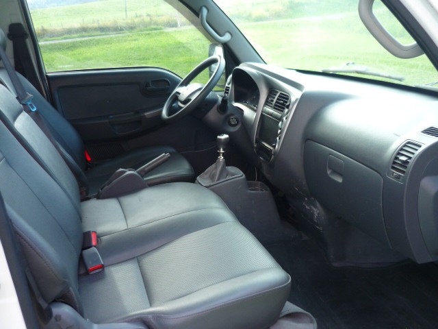 KIA BONGO K-2500 2.5 4X2 TB DIESEL 2021/2022 PREMIUM AUTOMÓVEIS ARROIO DO MEIO / Carros no Vale
