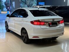 HONDA CITY SEDAN EX 1.5 FLEX 16V 4P AUT. 2015/2015 JM AUTOMÓVEIS VENÂNCIO AIRES / Carros no Vale