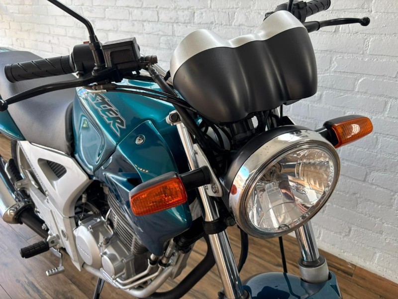 HONDA MOTOS CB 250 TWISTER /2003 RT 811 VEÍCULOS ARROIO DO MEIO / Carros no Vale HONDA MOTOS CB 250 TWISTER /2003 RT 811 VEÍCULOS ARROIO DO MEIO / Carros no Vale