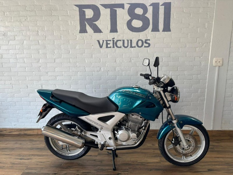 HONDA MOTOS CB 250 TWISTER /2003 RT 811 VEÍCULOS ARROIO DO MEIO / Carros no Vale HONDA MOTOS CB 250 TWISTER /2003 RT 811 VEÍCULOS ARROIO DO MEIO / Carros no Vale