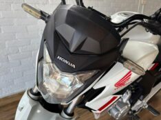 HONDA MOTOS CBX 250 TWISTER /2022 RT 811 VEÍCULOS ARROIO DO MEIO / Carros no Vale