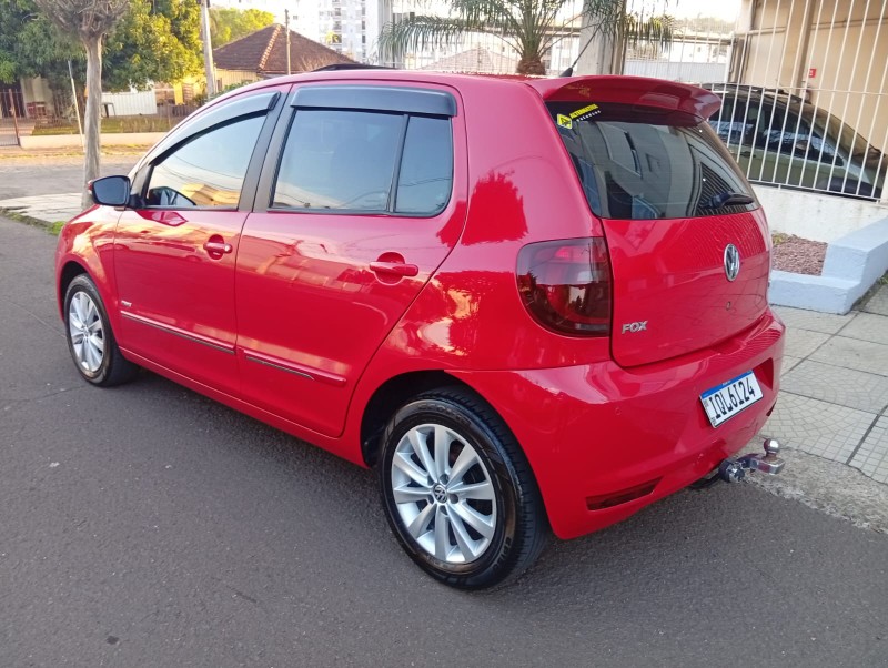 VOLKSWAGEN FOX PRIME 1.6 2009/2010 ALTERNATIVA VEÍCULOS LAJEADO / Carros no Vale