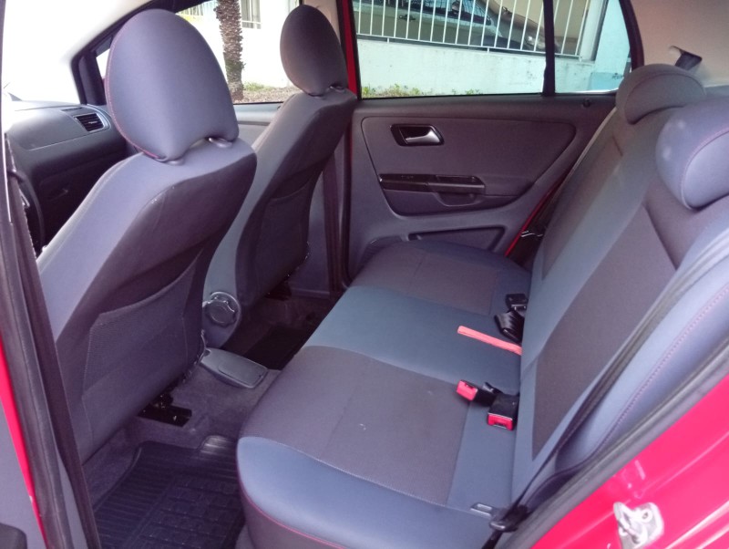 VOLKSWAGEN FOX PRIME 1.6 2009/2010 ALTERNATIVA VEÍCULOS LAJEADO / Carros no Vale