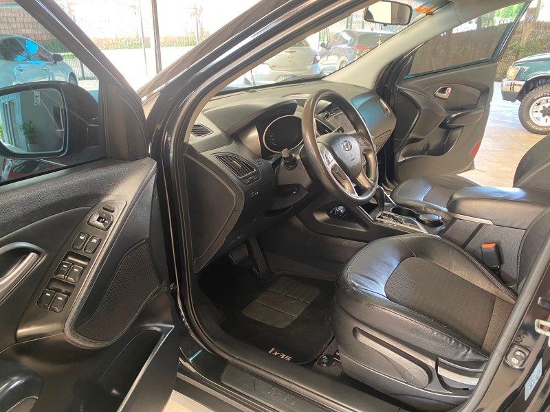 HYUNDAI IX35 2.0 2014/2015 LAVENDA VEÍCULOS ARROIO DO MEIO / Carros no Vale