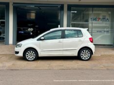 VOLKSWAGEN FOX PRIME 1.6 2010/2011 SÉTIMA VEÍCULOS GUAPORÉ / Carros no Vale