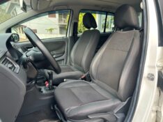 VOLKSWAGEN FOX PRIME 1.6 2010/2011 SÉTIMA VEÍCULOS GUAPORÉ / Carros no Vale