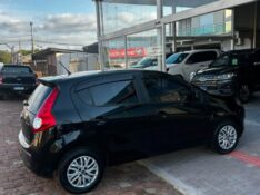 FIAT PALIO 1.4 ATTRACTIVE 8V /2016 CHIMA VEÍCULOS VENÂNCIO AIRES / Carros no Vale