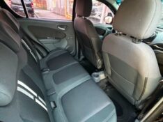 FIAT PALIO 1.4 ATTRACTIVE 8V /2016 CHIMA VEÍCULOS VENÂNCIO AIRES / Carros no Vale