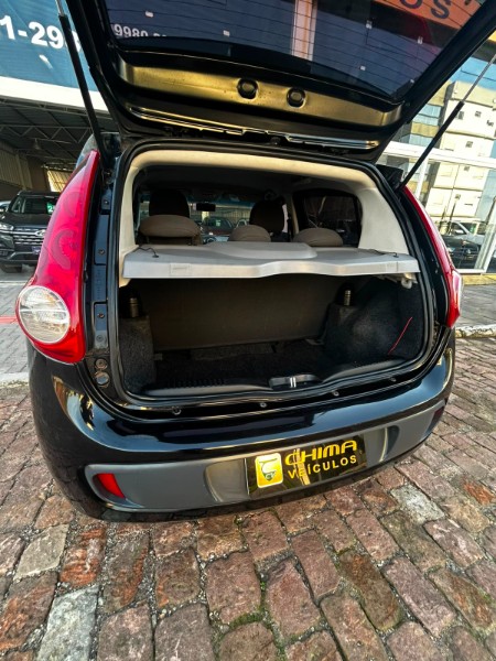 FIAT PALIO 1.4 ATTRACTIVE 8V /2016 CHIMA VEÍCULOS VENÂNCIO AIRES / Carros no Vale