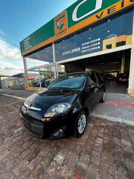 FIAT PALIO 1.4 ATTRACTIVE 8V /2016 CHIMA VEÍCULOS VENÂNCIO AIRES / Carros no Vale