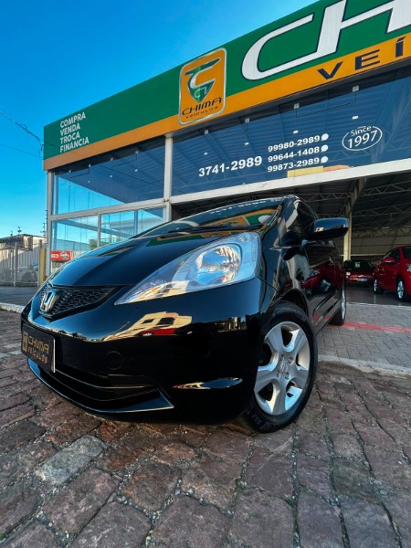 HONDA FIT 1.4 LX 16V FLEX 4P AUTOMÁTICO /2010 CHIMA VEÍCULOS VENÂNCIO AIRES / Carros no Vale